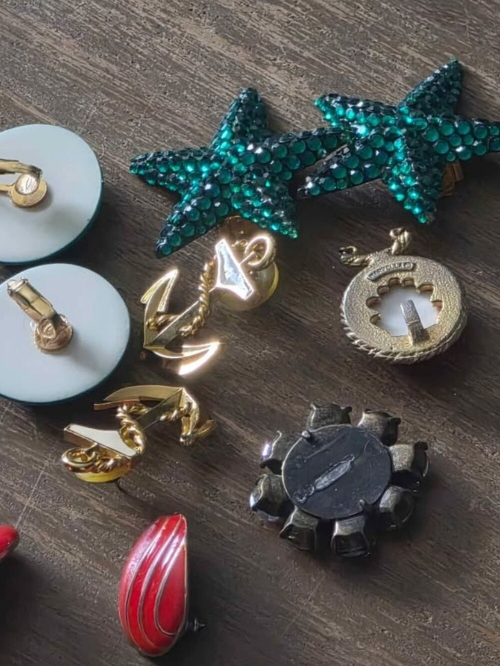 Summer Jewelry, Clip On & Postback Earrings And Broken Decorative Pieces.